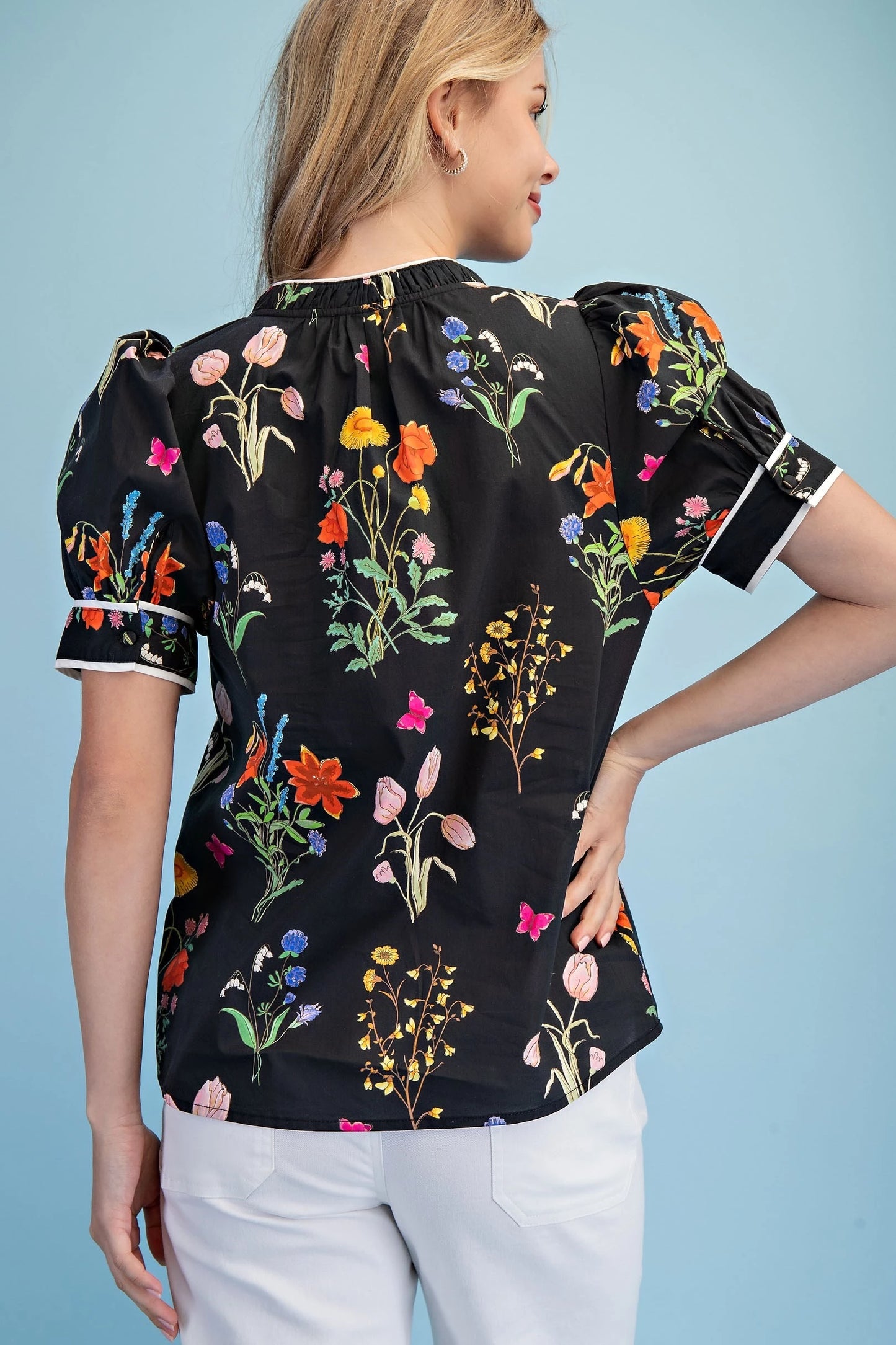 GiGiO Black Floral Blouse