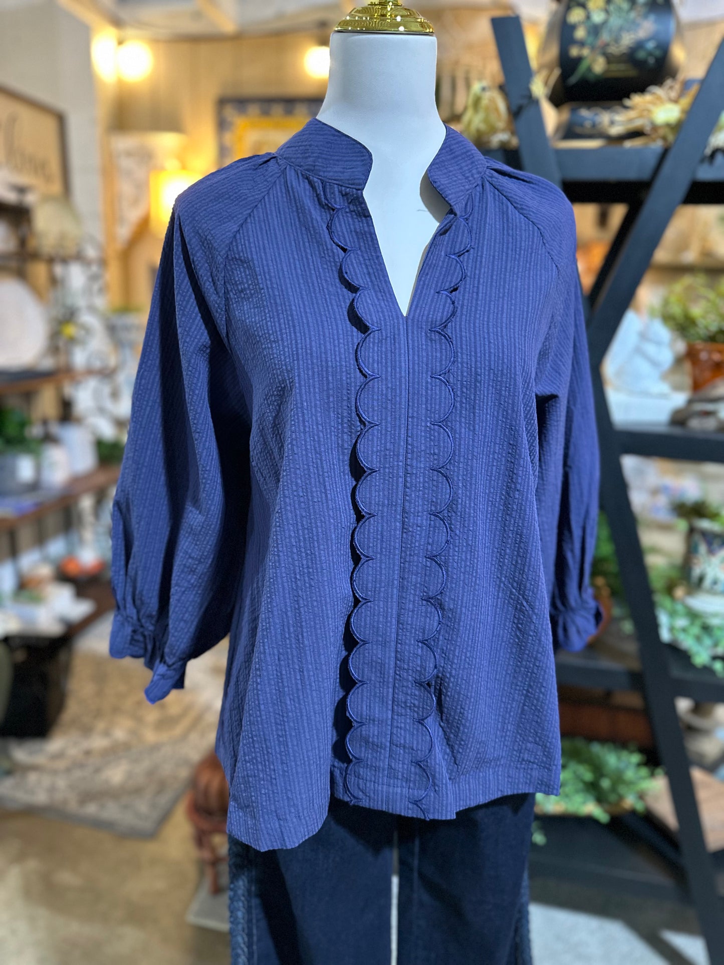 Umgee Scallop Top in Navy