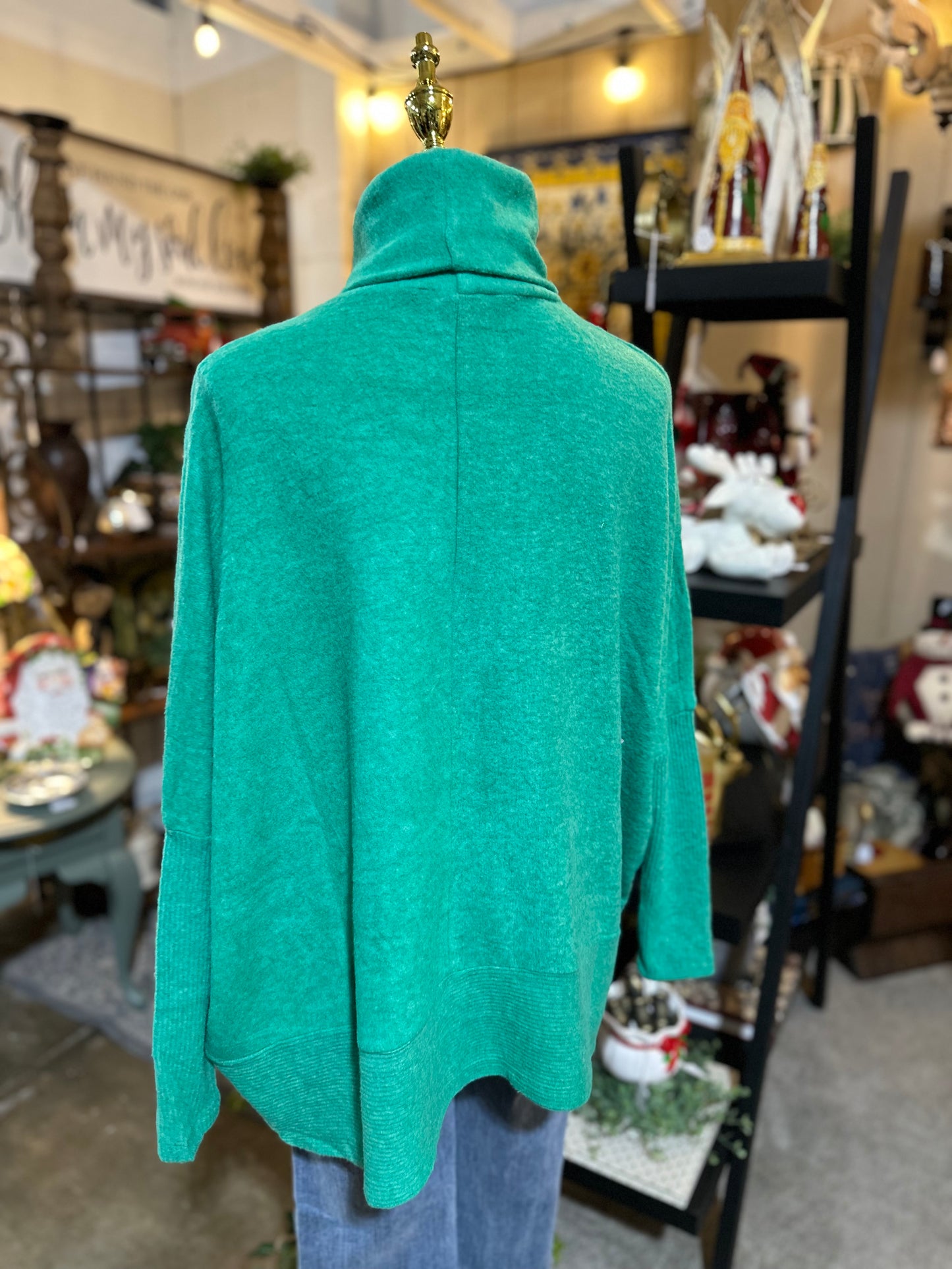 Zenana Hacci Turtleneck Sweater in Kelly Green