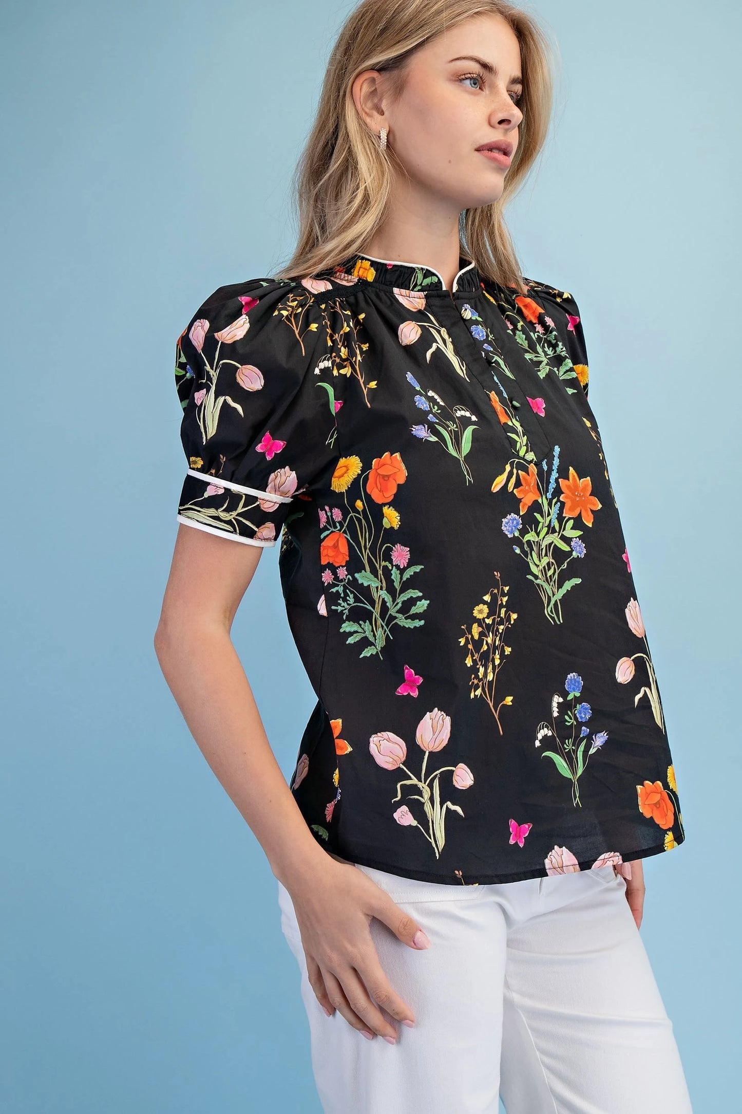 GiGiO Black Floral Blouse