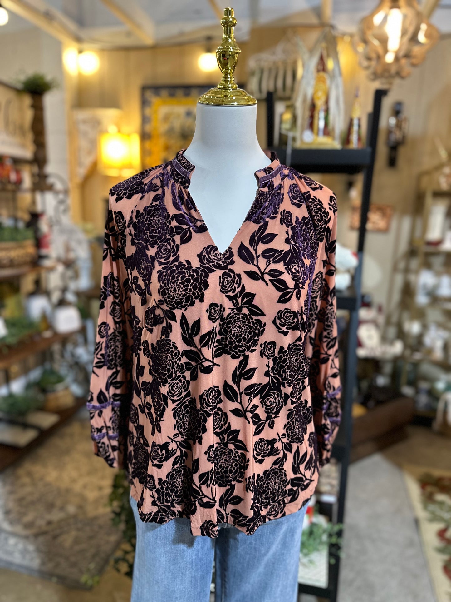 Umgee Floral Velvet Burnout Top in Grape