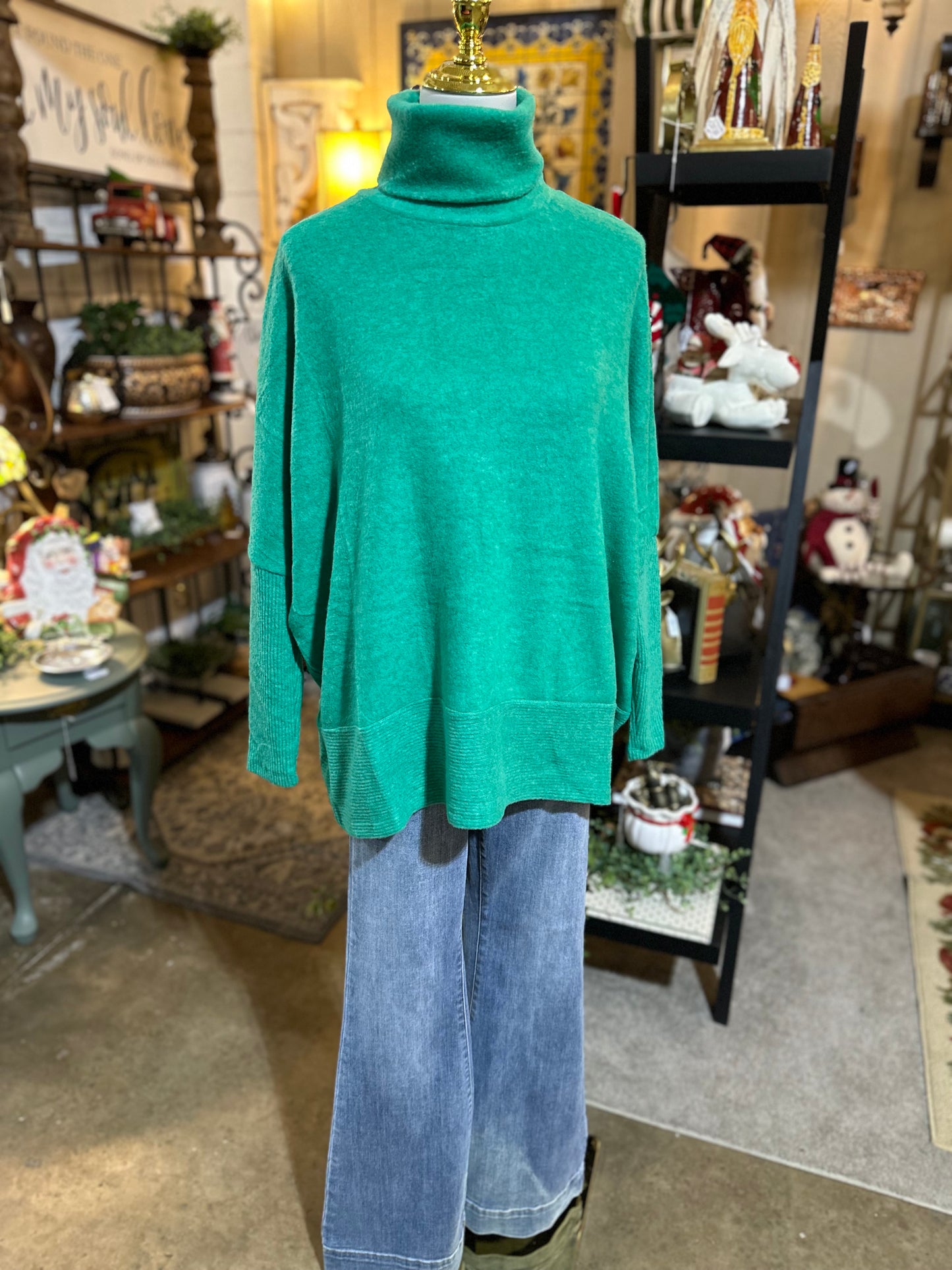 Zenana Hacci Turtleneck Sweater in Kelly Green