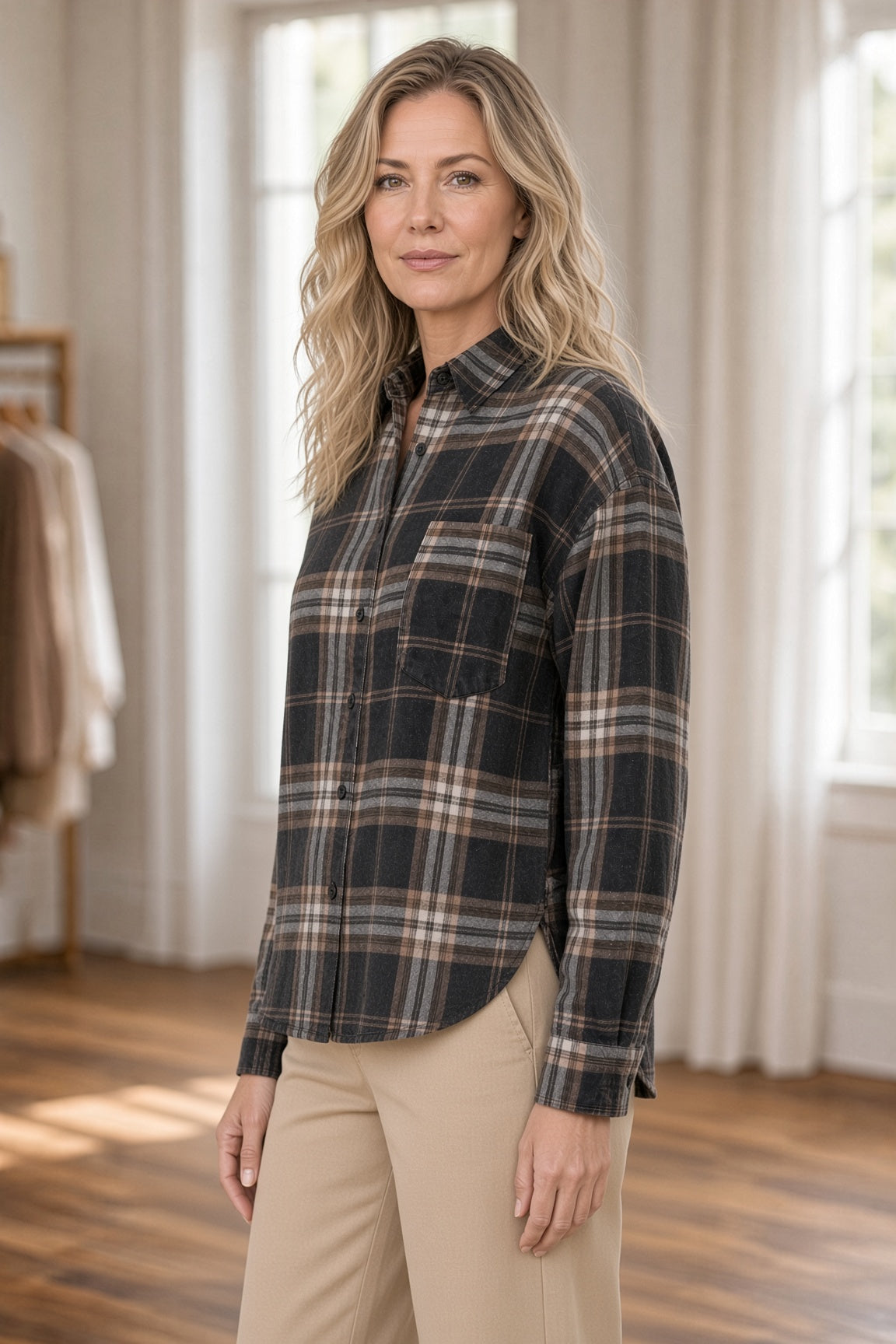 JOA Plaid Boxy Button-Down Shirt – Black