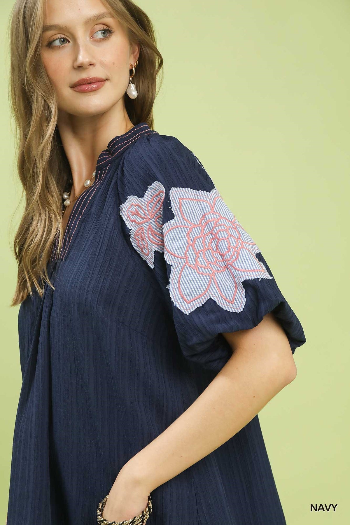 Umgee Embroidered Floral Balloon-Sleeve Notch-Neck Blouse – Navy