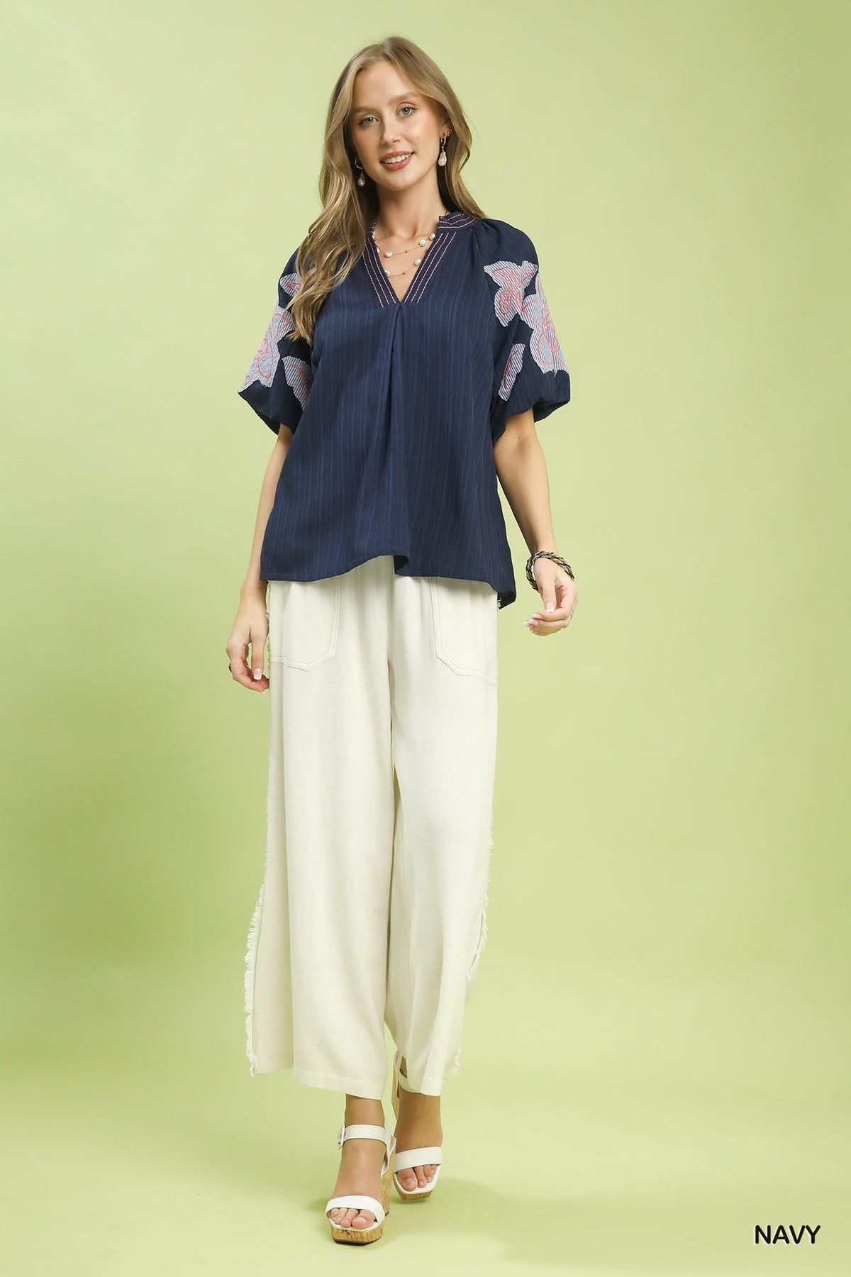 Umgee Embroidered Floral Balloon-Sleeve Notch-Neck Blouse – Navy