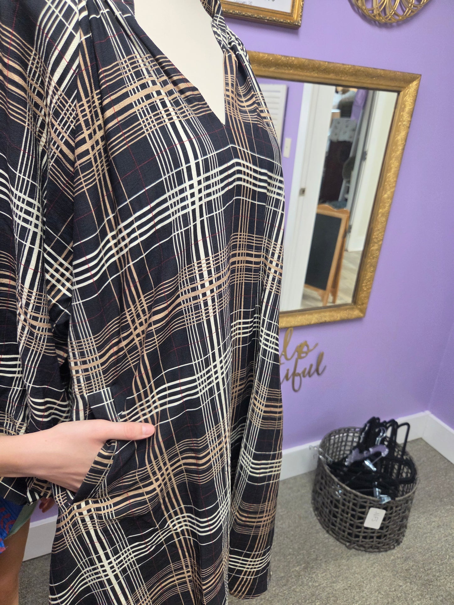 Umgee Plaid V-Neck Balloon Sleeve Shift Dress - Black