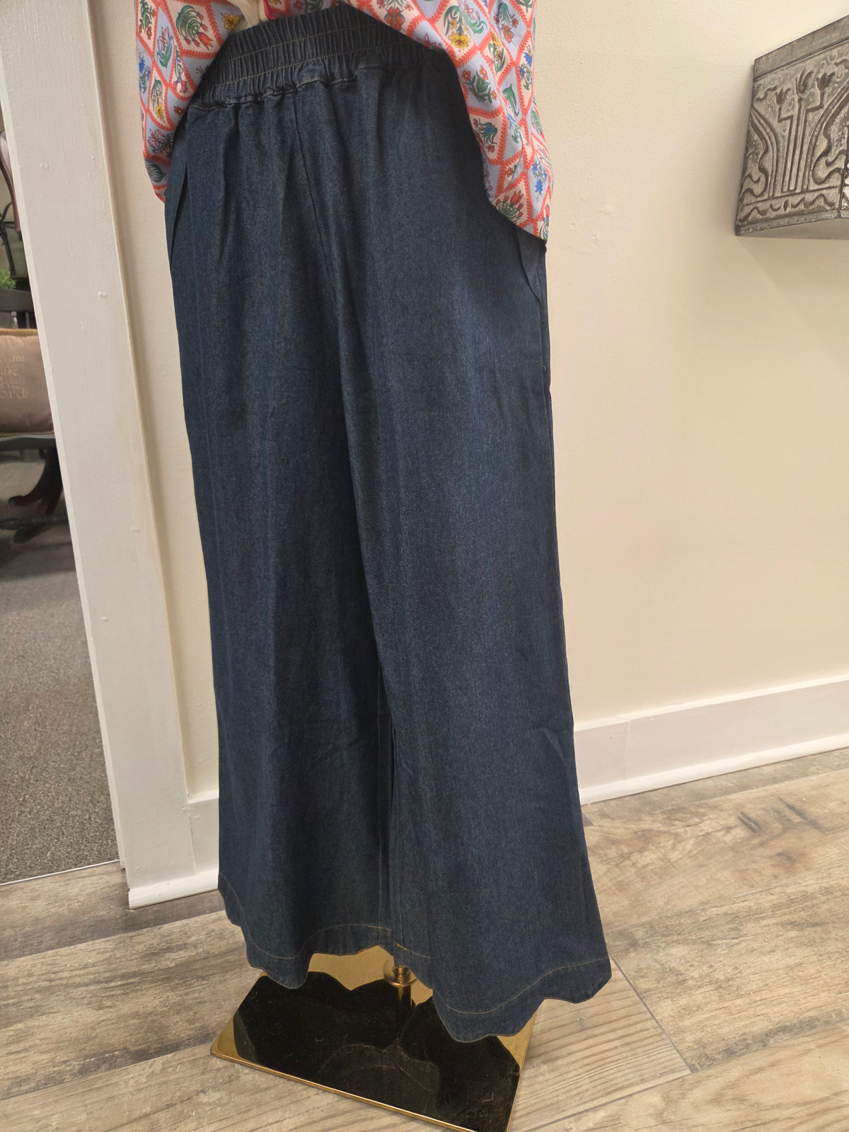 Umgee Chambray Scalloped Hem Pants — Indigo